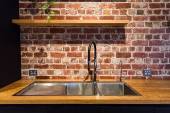 Recycled Timber Benchtop, Photo credit: SCLK