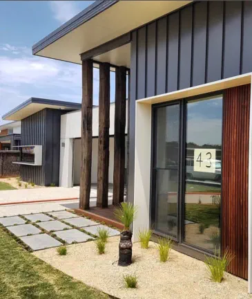 Constructed by: Pivot Homes, Material Partner: Timberzoo